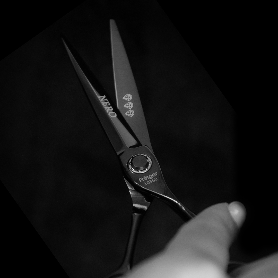 Tijera Filo de Navaja Rotger Diamond Nero (103)